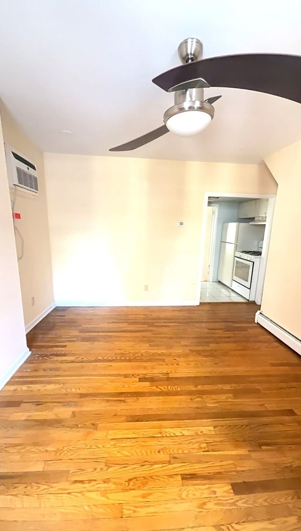 Building Photo - 1506 Naudain St