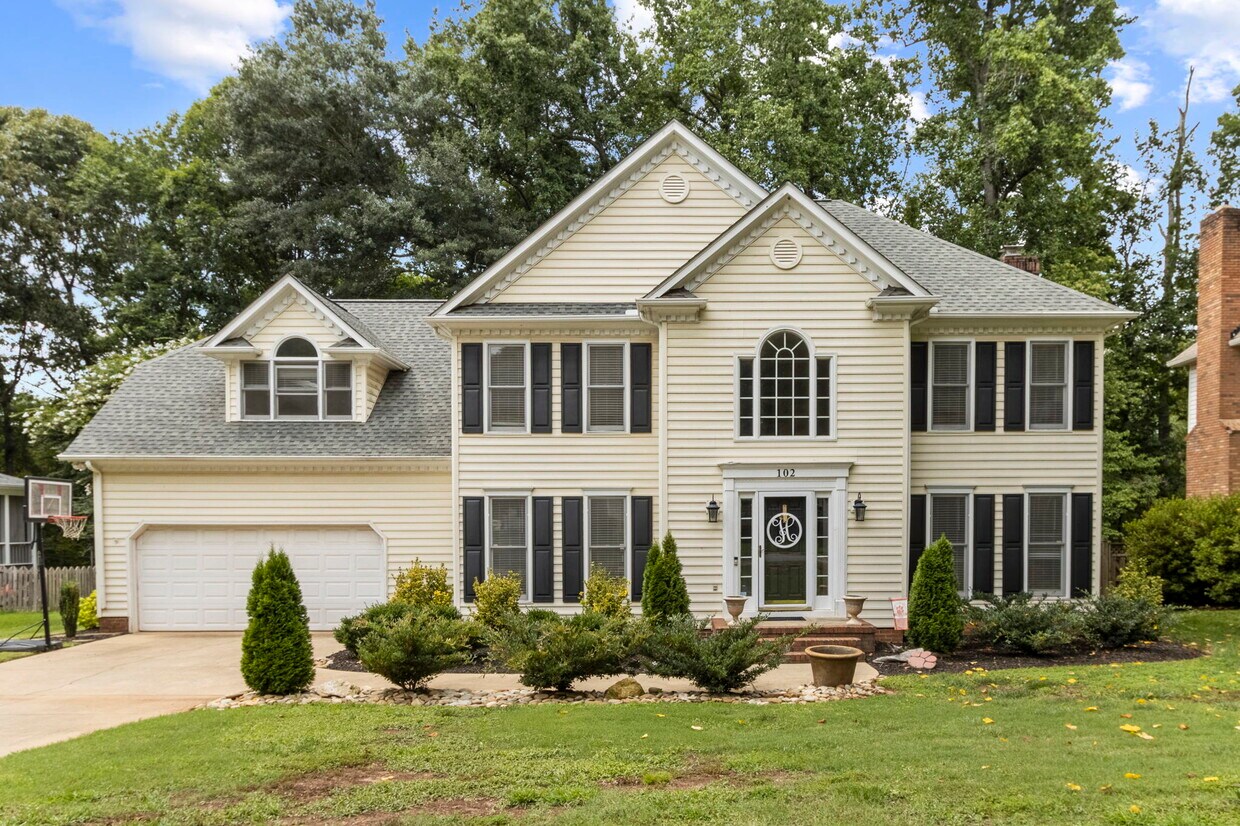 Foto principal - 102 Briarpark Dr