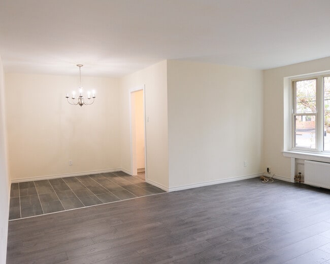 Building Photo - Montgomery Apartments