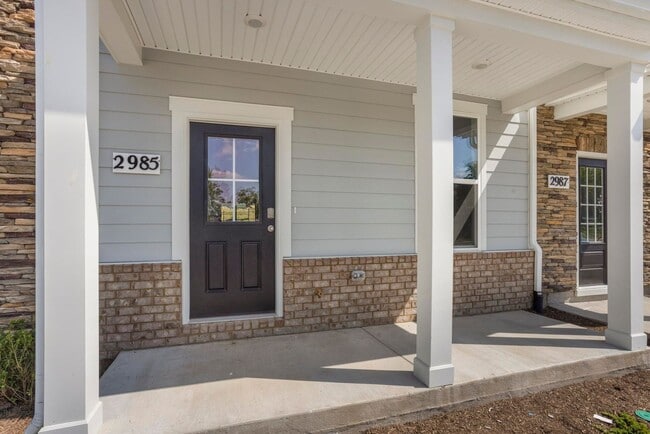 Building Photo - 2985 Mallard Dr