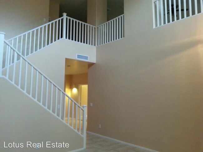 Building Photo - 4 br, 3 bath House - 230 E MULE TRAIN TRL