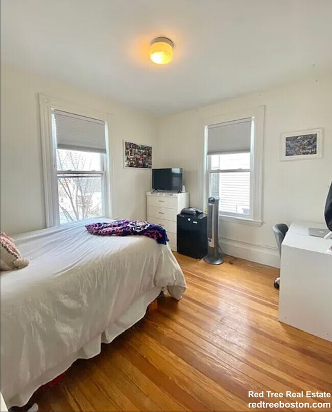 Foto del edificio - 2 Parker Hill Terrace