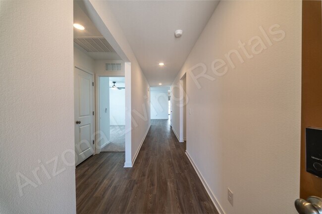 Foto del edificio - BE THE FIRST TO ENJOY THIS NEW HOME