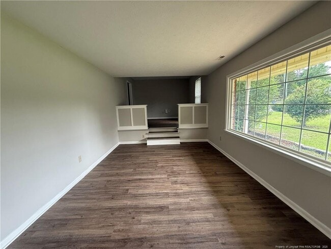 Building Photo - 849 Stoneykirk Dr