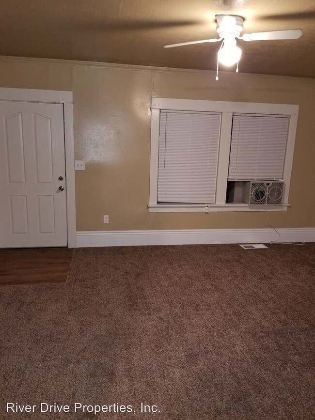 Building Photo - 2 br, 1 bath Apartment - 1819 Q Street