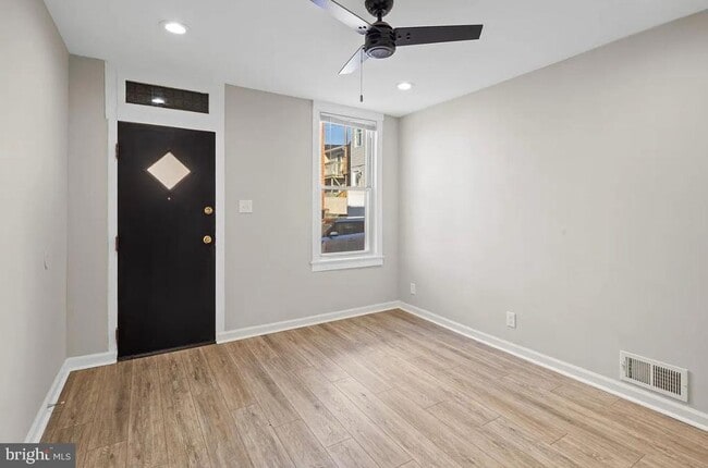 Foto del edificio - 109 Bloomsberry St