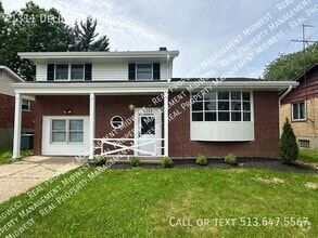 Building Photo - 1311 Deliquia Dr