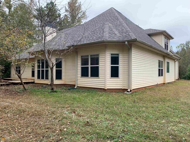 Building Photo - 190 Brandish Dr
