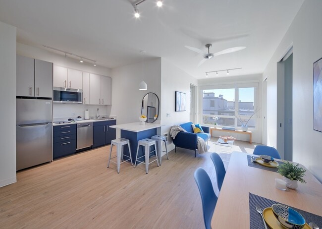 Interior Photo - The Northside