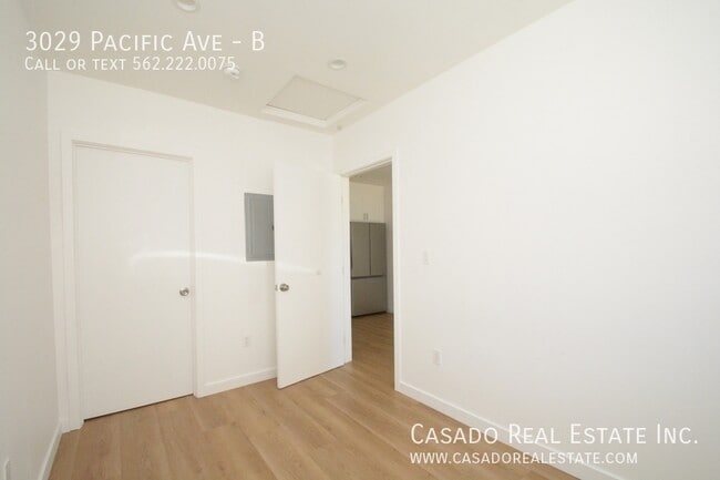 Building Photo - 3029 Pacific Ave