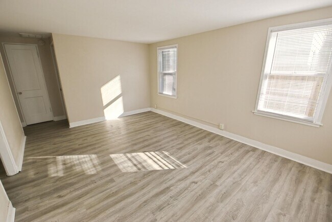 Foto del edificio - Remodeled, 2 bedroom South Bend IN home