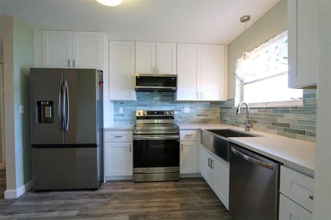 Building Photo - 1204 Harkness Way