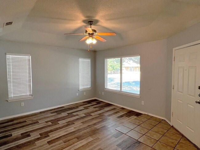 Foto del edificio - 3111 109th St