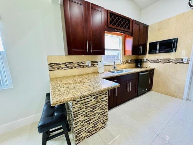 Photo - 330 SW 35TH Avenue, Deerfield Beach, FL 33442 House