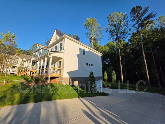 Building Photo - 1668 Eagle Dr