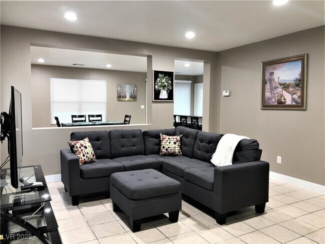 Foto del edificio - 5544 Donaldson Ct
