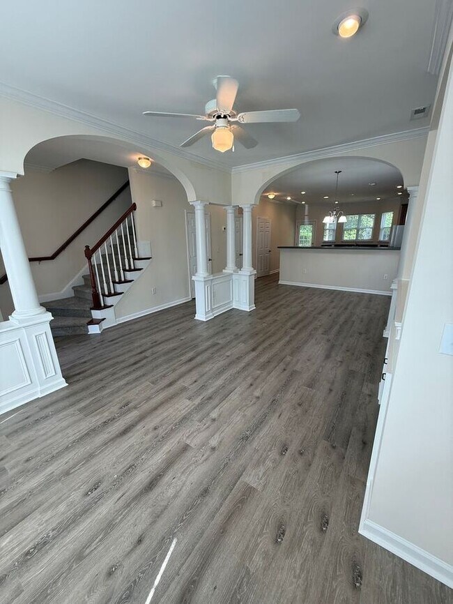 Foto del edificio - 214 Maynard Summit Way