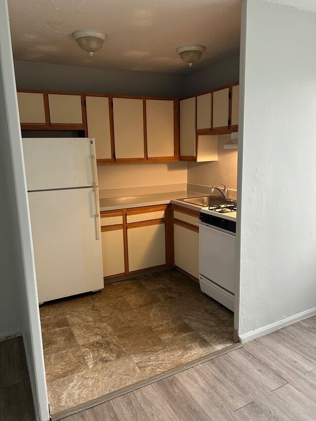 Interior Photo - 600A LLC