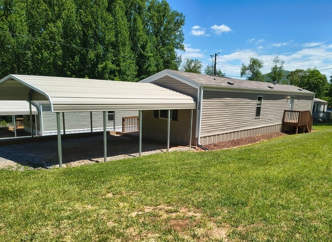 Building Photo - 730 Case Cove Rd