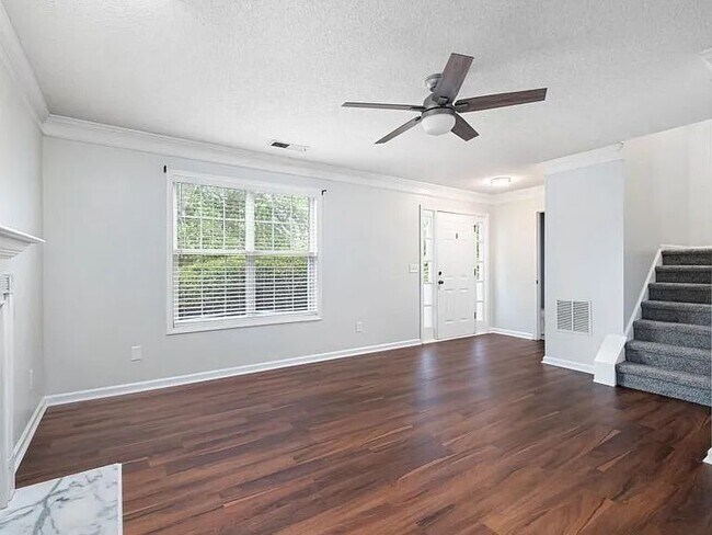 Foto del edificio - 2785 Northgate Way NW
