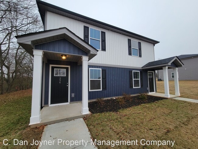 Foto del edificio - 2 br, 1.5 bath House - 256 S. Church St Ext.