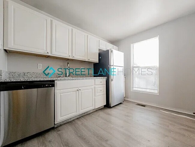 Foto del edificio - 6563 Avalon Ave