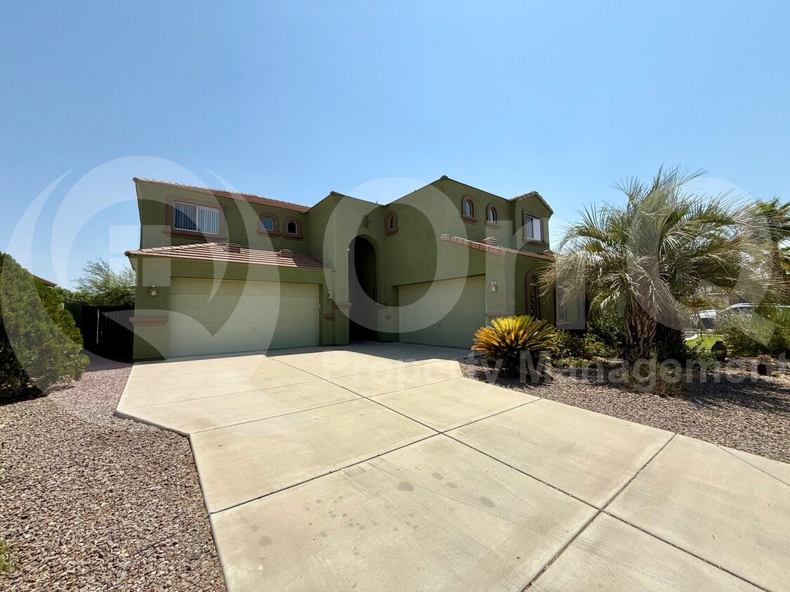 Primary Photo - 4413 E Odessa Dr