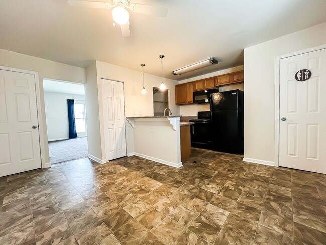 Foto del edificio - 8860 Pennsbury Place