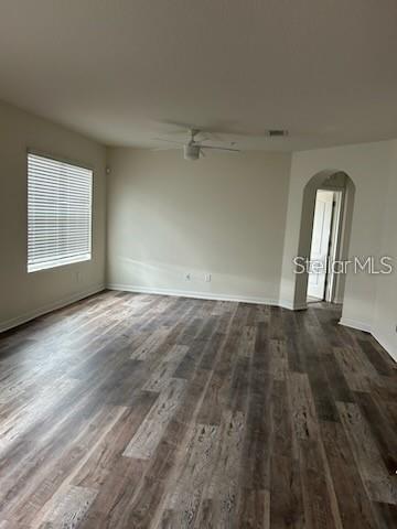 Foto del edificio - 3441 Seneca Club Loop