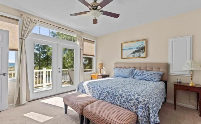 Foto del edificio - 658 Mosquito Beach Ln