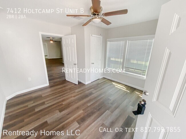 Foto del edificio - 2 br, 2 bath House - 7412 Holtcamp St Unit B