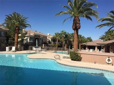 Foto principal - 9050 W Warm Springs Rd