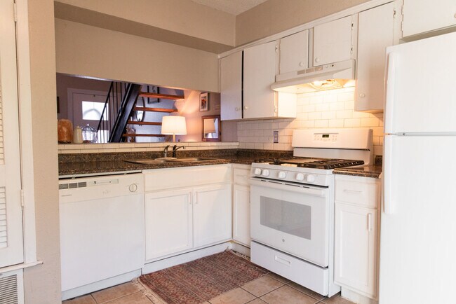 Building Photo - 3453 Willowrun Dr