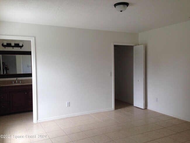 Foto del edificio - 639 Dwight Ave SE