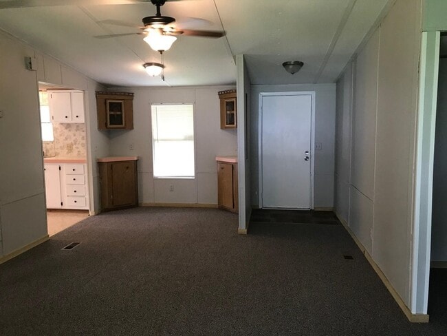 Building Photo - 911 AL-165