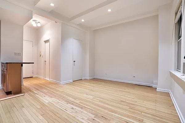 Building Photo - 66 Madison Ave