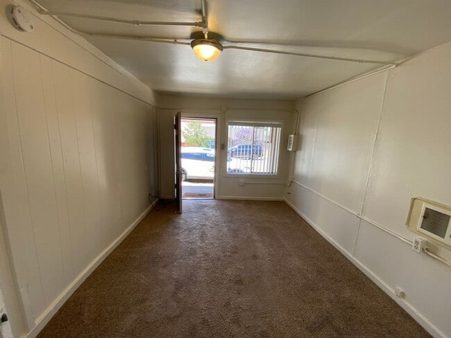 Foto del edificio - cla215*