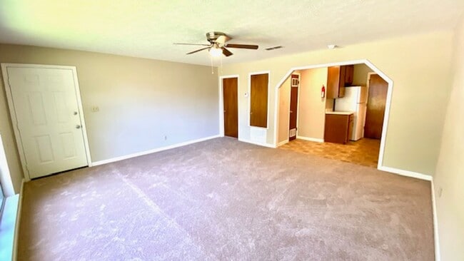 Foto del edificio - Conifer Ring #69 A,B,C