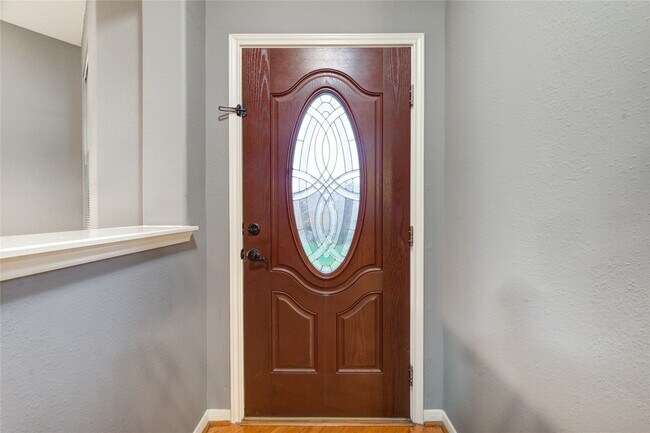 Foto del edificio - 2931 Meadowglen Cove