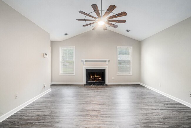 Foto del edificio - Brand New Fully Renovated 3BR/2BA Duplex i...