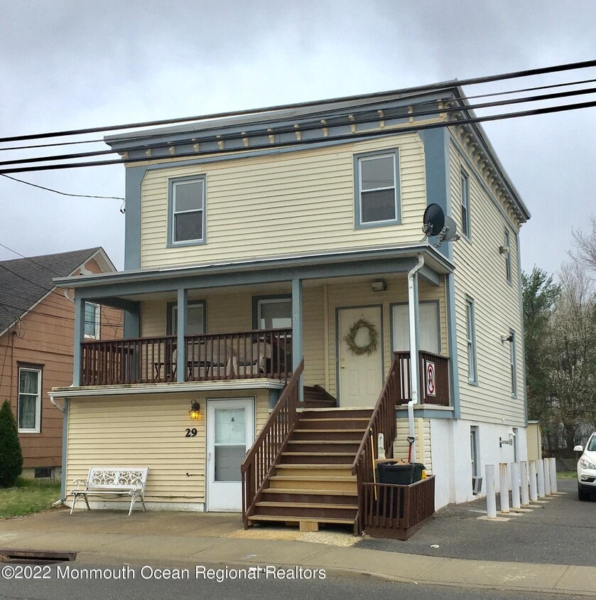 Primary Photo - 29 Water St