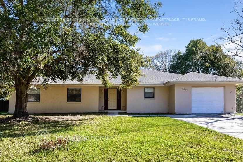 Foto principal - 3810 Country Rd