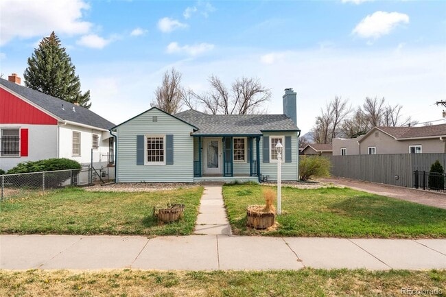 Photo - 1321 E Monument St House