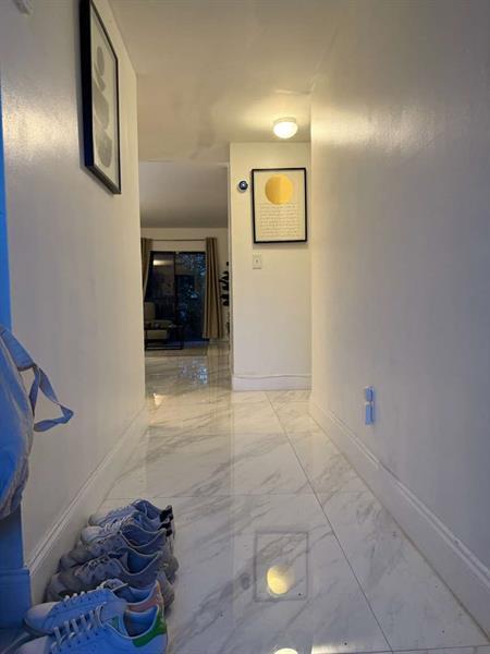 Foto del edificio - 2918 NE 8th Terrace