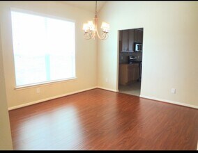 Building Photo - 4911 Spring Showers Ct