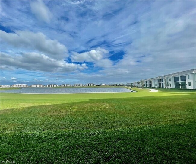 Foto del edificio - 5445 Double Eagle Cir