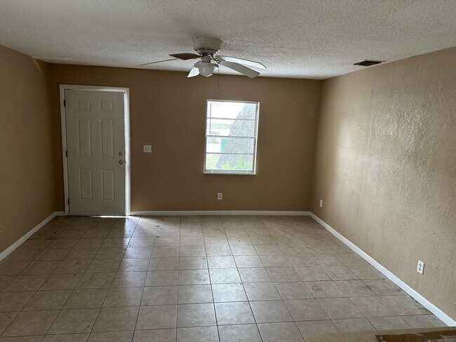 Foto del edificio - 4922 4th St