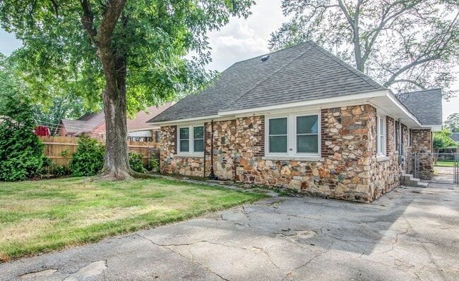 Photo - Live Stylishly. Live Comfortably. Live Mem... House