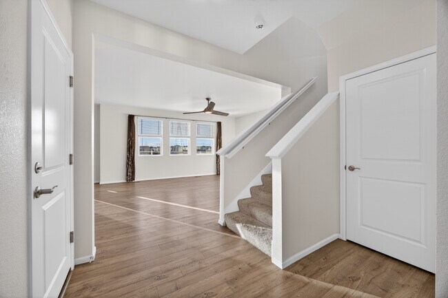 Photo - 221 S Quantock St House