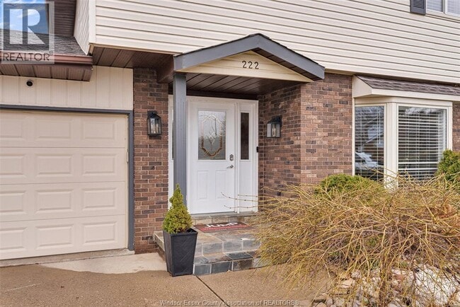 Building Photo - 222 Donalda Ct